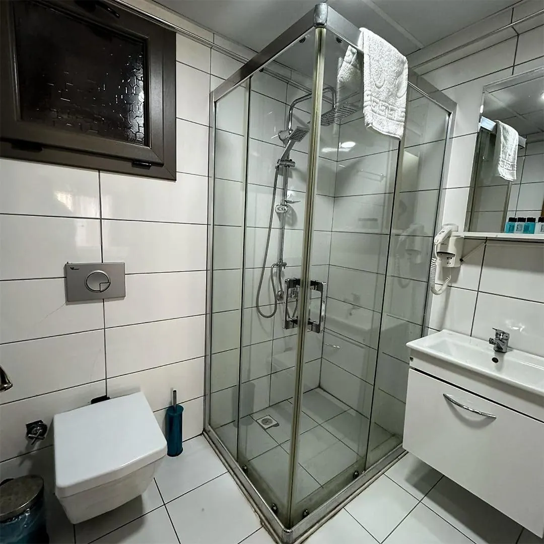Mojo Otel İzmir 3*,  Türkiye